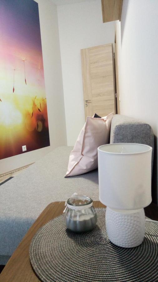 Loli Apartman Miskolc Exteriör bild